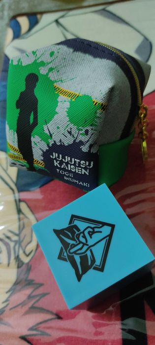 Пенал слюбимым героем аниме