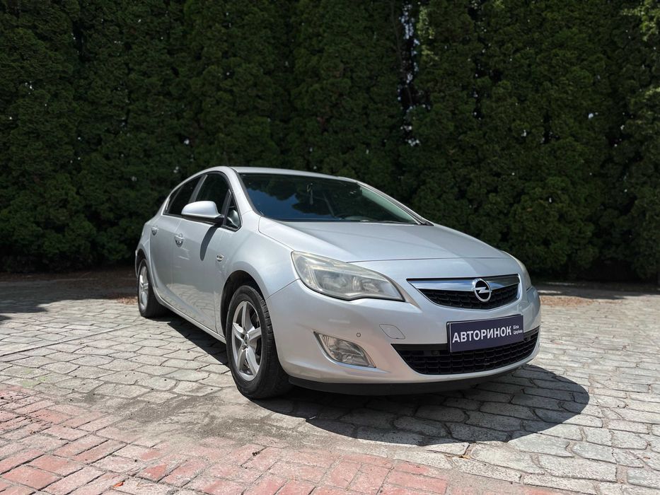 Opel Astra 2010 в ЛІЗИНГ | КРЕДИТ