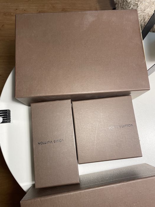 Брендові коробки Louis Vuitton