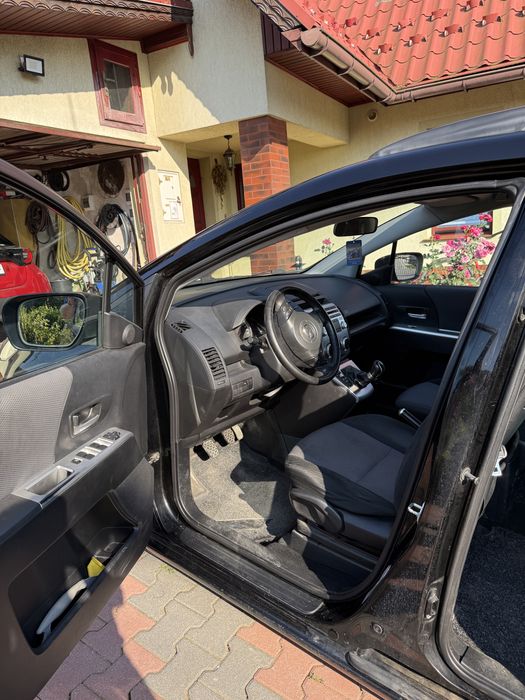 Auto mazda 5 w dobrym stanie
