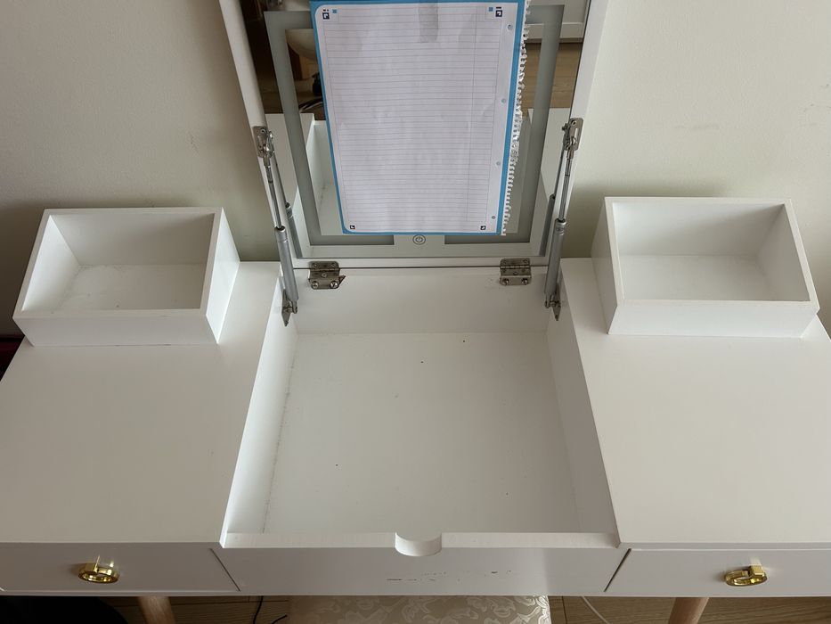 Dressing table with LED mirror + chair64332089209090124