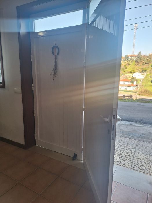 Portão com 3 folhas em alumínio