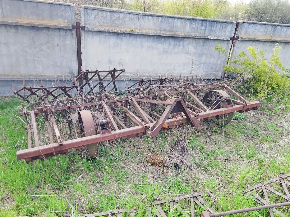 Продам культиватор КПС-4.2 із боронами