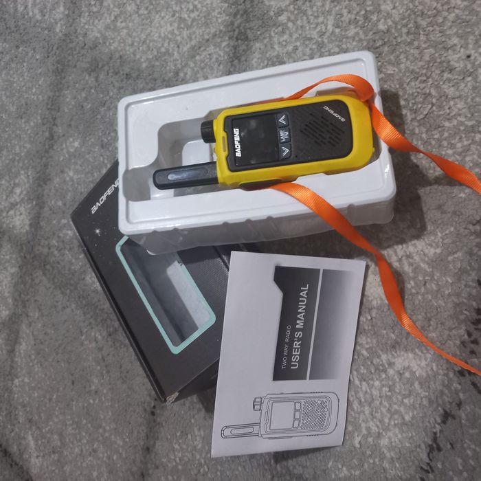 Рація Baofeng BF-T17 (Yellow) – компактна, з ліхтариком та FM-радіо