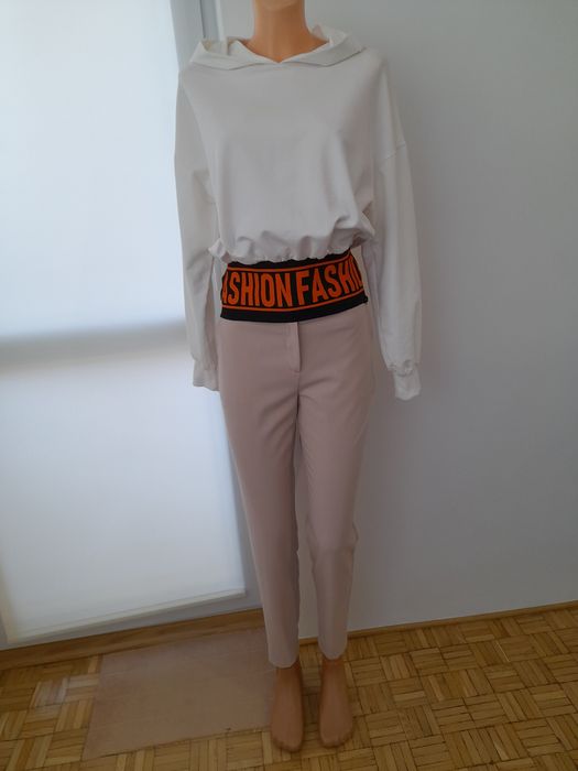 Kremowa bluza turecka
