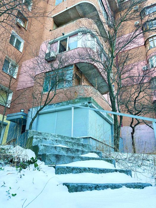 Коммерция-свой вход, 1й этаж! Продам Помещение 62 м2, Парк Шевченко!