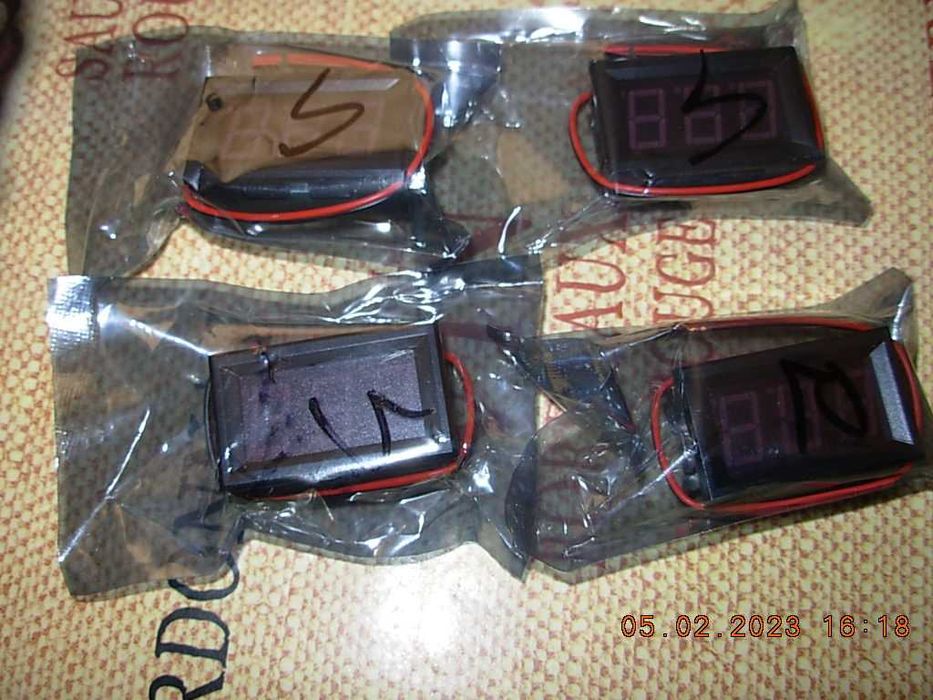 Вольтметр змінного струму: 70 - 500 Вольт