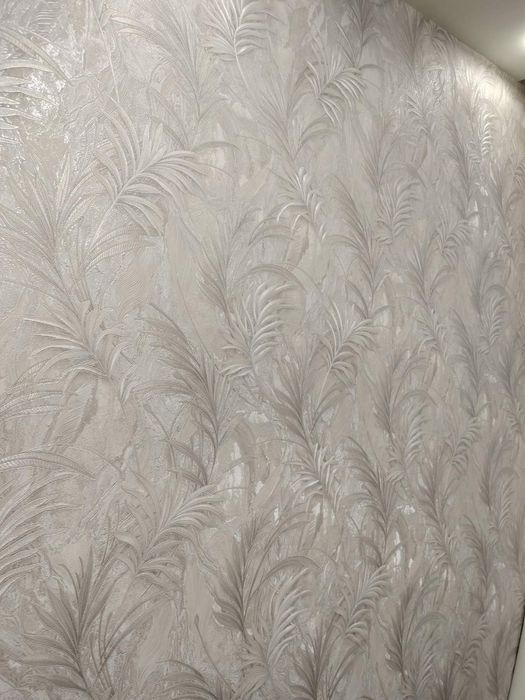 Поклейка обоїв шпалер