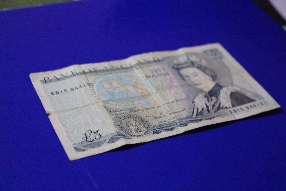 Nota de 5 libras (1980-87)