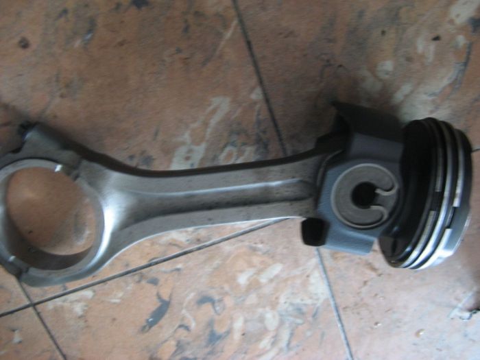 Korbowód silnika Man Liebherr V8 D2868