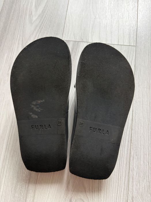 Klapki Furla r. 38