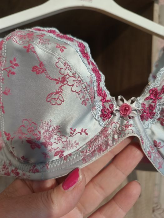 Masquerade Lingerie biustonosz satyna Bra
