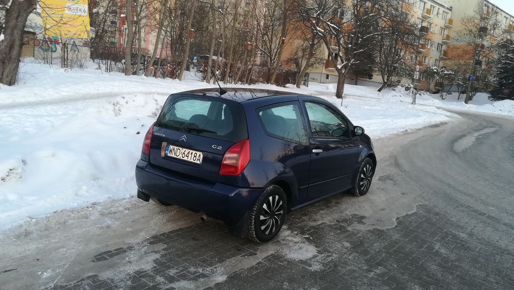 Sprzedam ładnego citroena C 2 oszczędne auto 1.4 HDI