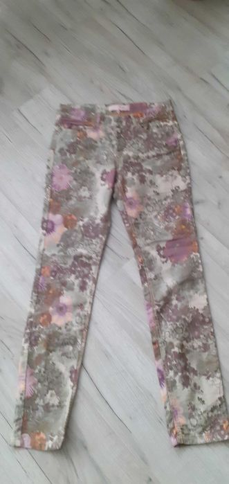 Spodnie damskie roz 38 firmy La Ligna