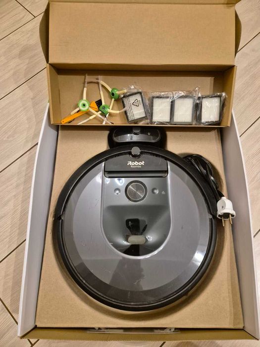 Робот Пилосос iRobot Roomba i7