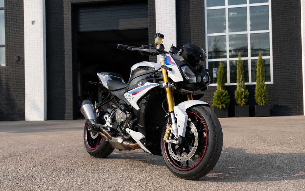 BMW S1000R 2019 Motorsport, Akrapovič — 14 тис. км