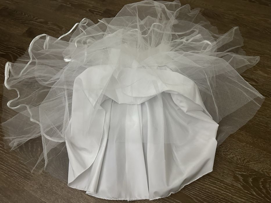 Пишна, багатошарова сукня з фатину, плаття біле святкове розмір 104