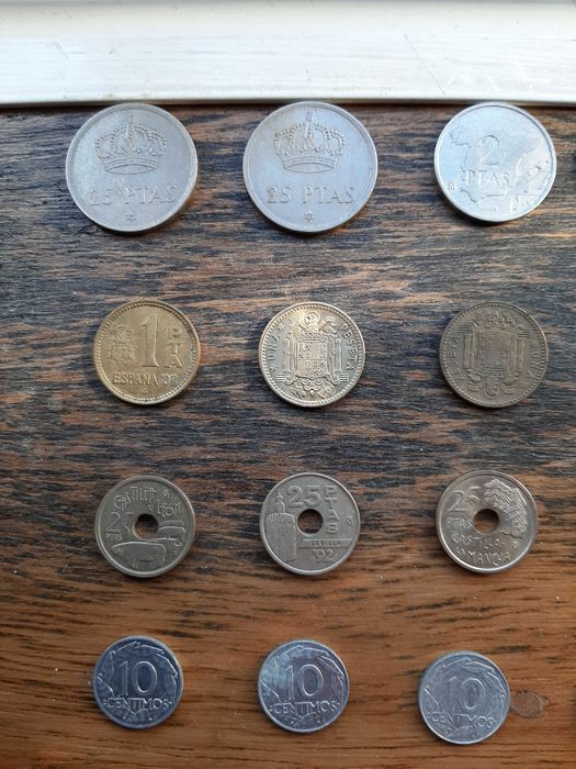 Moedas de Espanha (25, 5, 2, 1, 0,50, 0,10)