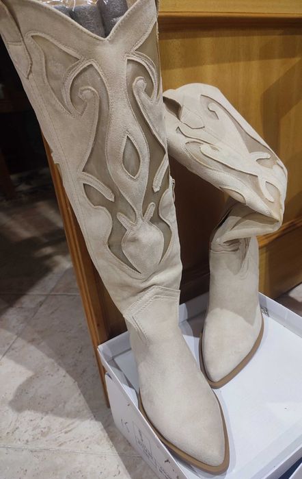 Botas texanas - camurça beje
