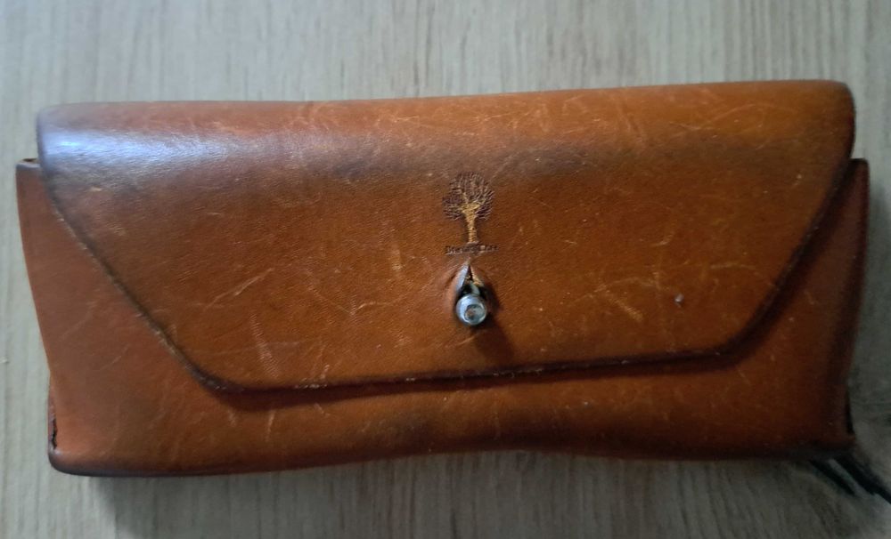 Etui na okulary przeciwsłoneczne