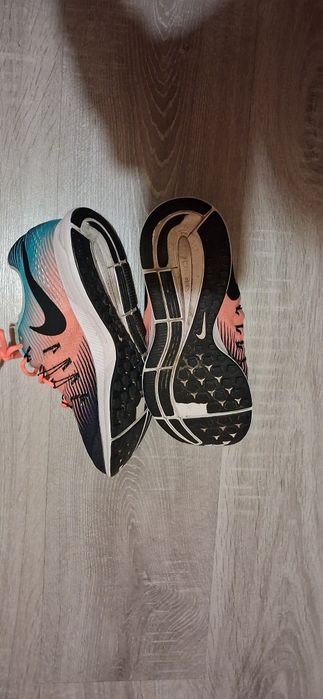 Buty sportowe damskie Nike 40