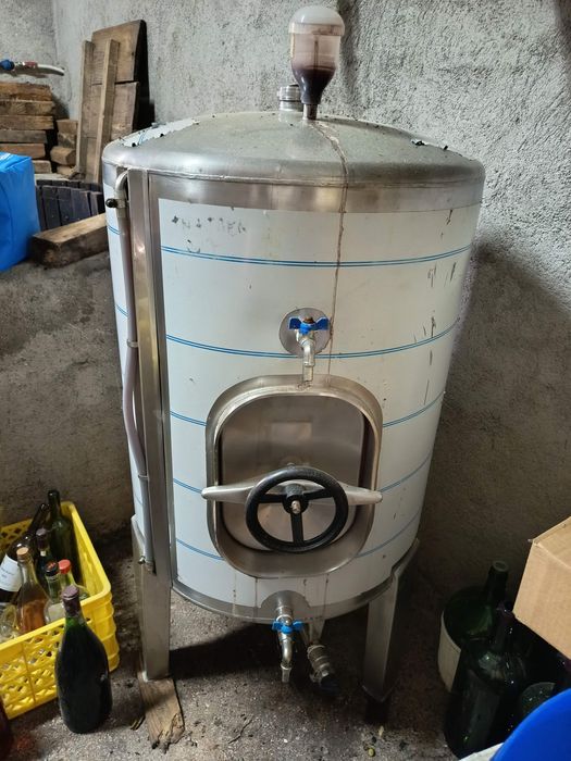 Cubas inox para vinho