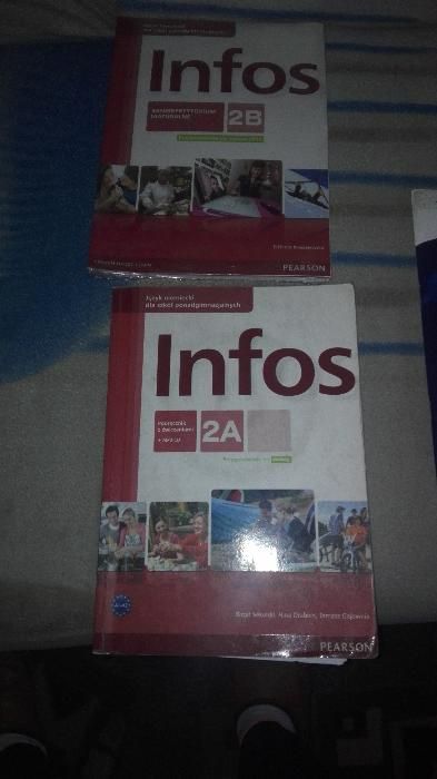 Infos 2A 2B . Podręcznik Niemiecki