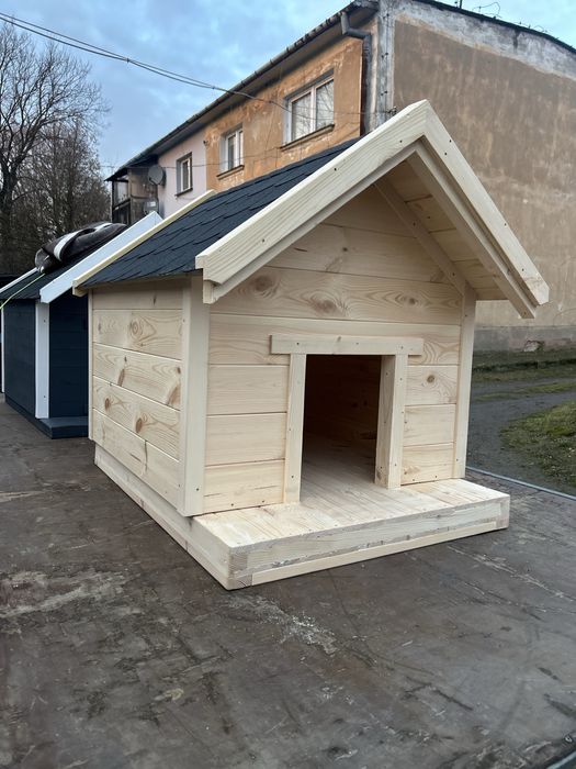 Buda dla psa ocieplana