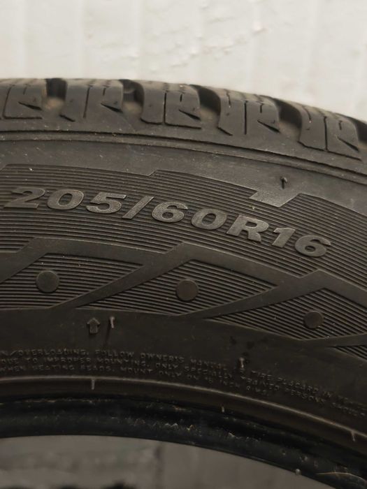 Komplet 4 zimowych opon Nexen WINGUARD SNOW'G WH2 205/60 R16 92 H