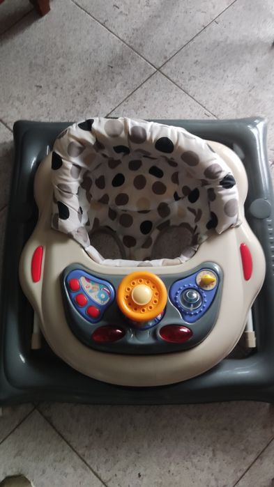 Vários artigos de criança