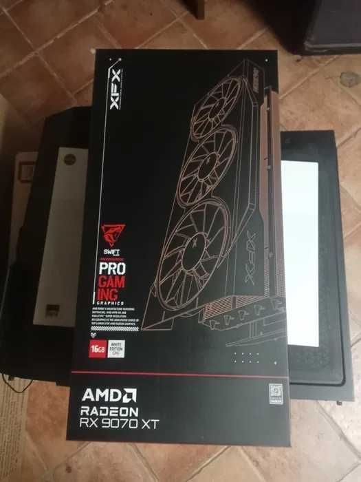 XFX RX 9070 XT 16GB OC Swift White selada