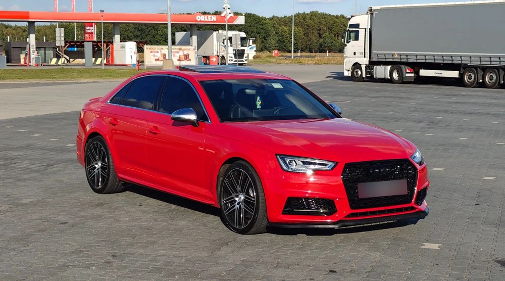 Audi S4 Limousine