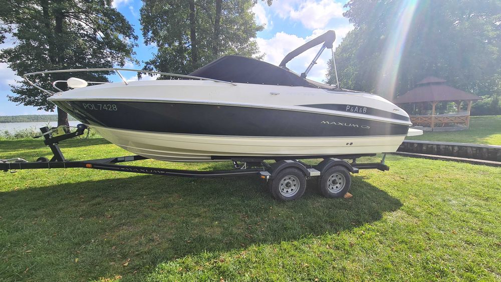 Maxum 2100 SC3 (2008) – Mercruiser 5.7 MPI V8 • 680 mth • Przyczepa