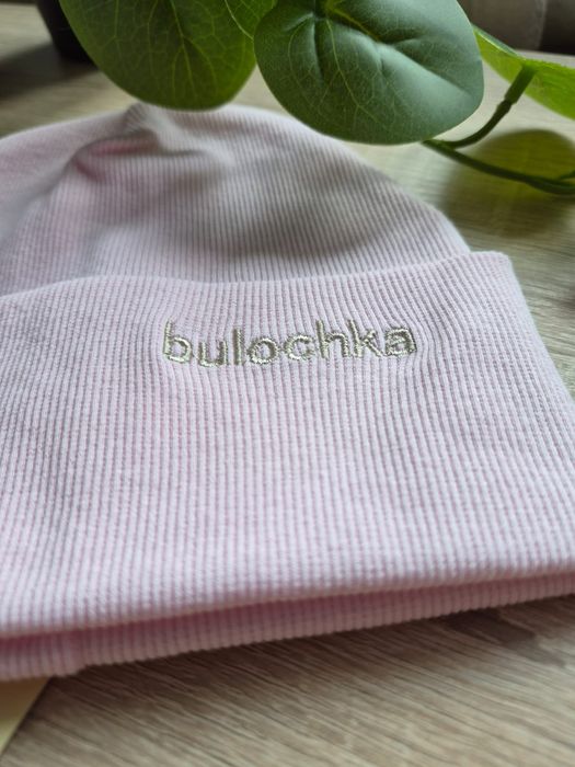 Шапка подвійна
Тканина:рубчик
Склад:95% бавовна,5% еластан
Розмір 48-5