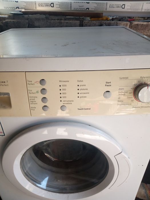 Sprzedam pralkę bosch jest po awarj