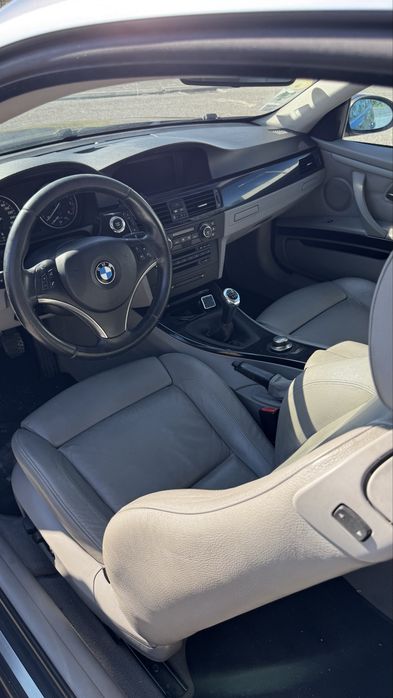 BMW e92 335i Manual