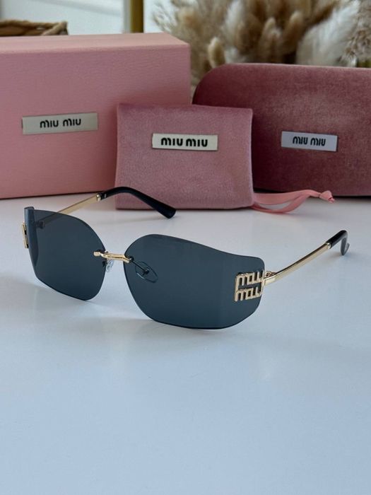 Окуляри Miu Miu 2026 в наявності