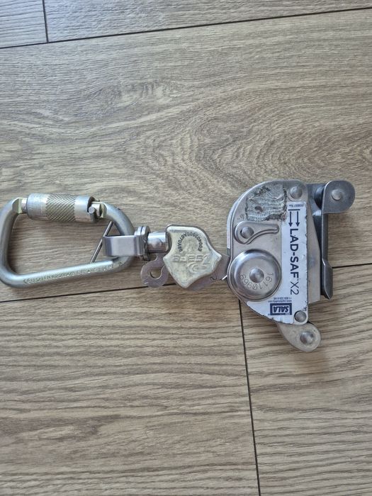 Wózek asekuracyjny 3M DBI-SALA Lad-Saf X2 (Model 6160030) + Karabinek