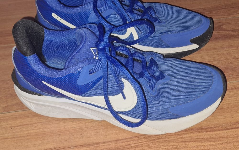 Ténis Nike azuis - tamanho 37.5