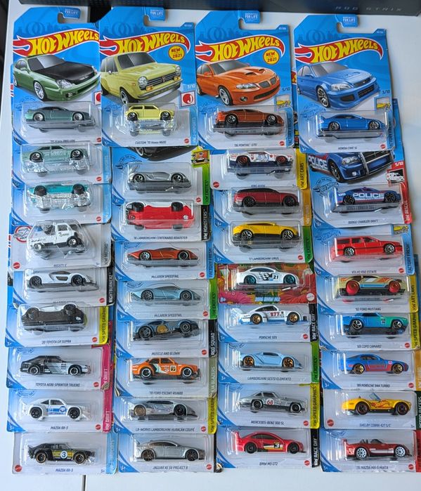 Прикольні хот вілси старих років випуску машинки hot wheels моделі