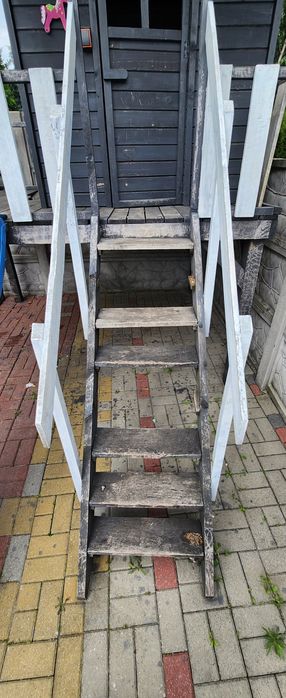 Domek drewniany dla dzieci Uszk.