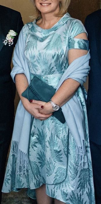 Sukienka na wesele, elegancka, kobieca, niepowtarzalna L'AF - 40