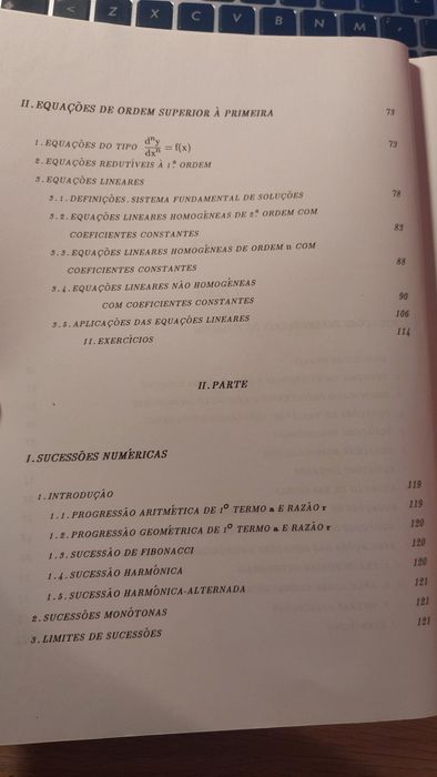Equações Diferenciais e Séries - Livro Matemática