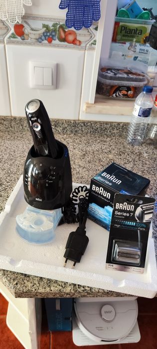 Maquina de barbear Braun serie7 extras