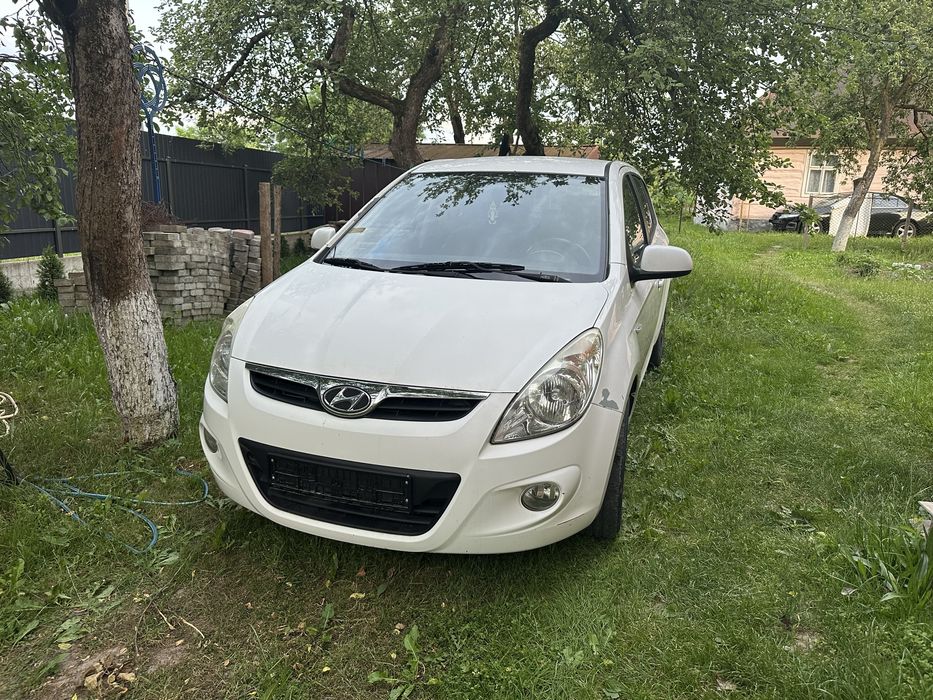 Hyundai i20 PB  2010 1 покоління 1.4 crdi розбірка