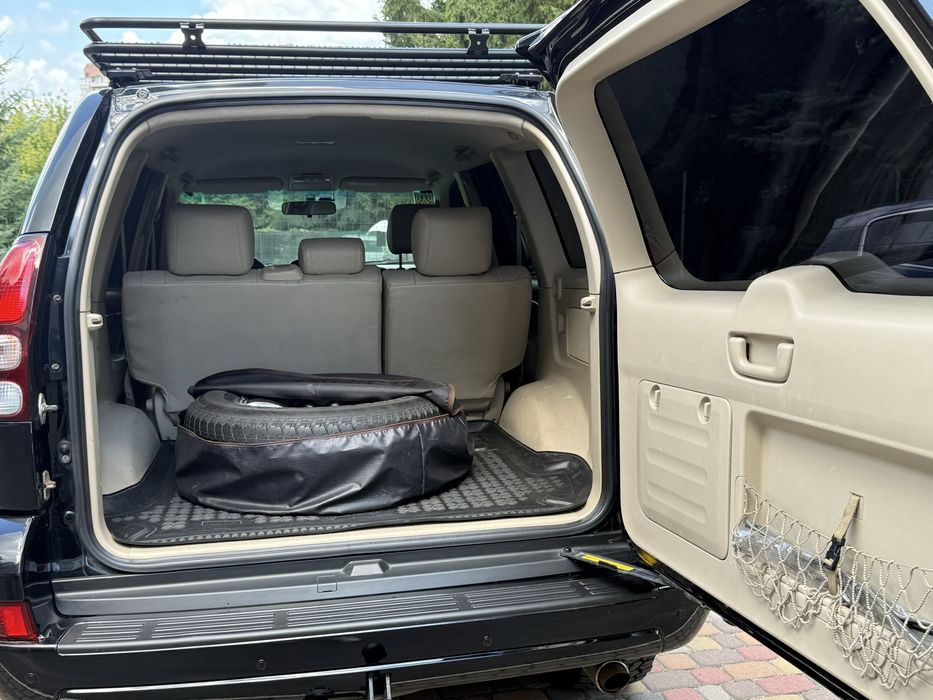 TOYOTA Land Cruiser 120 Prado