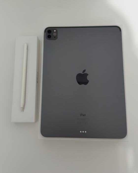iPad Pro 11 polegadas (2.ª geração) + Apple Pencil 2.ª geração + Capa Magnética com Teclado + Rato