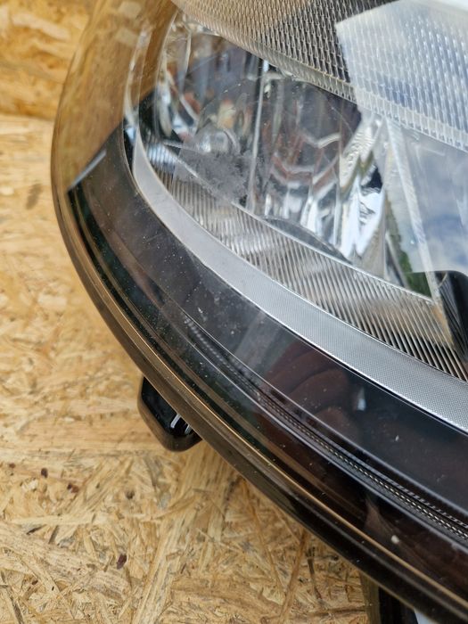 lampa prawa przód vw id3 full led