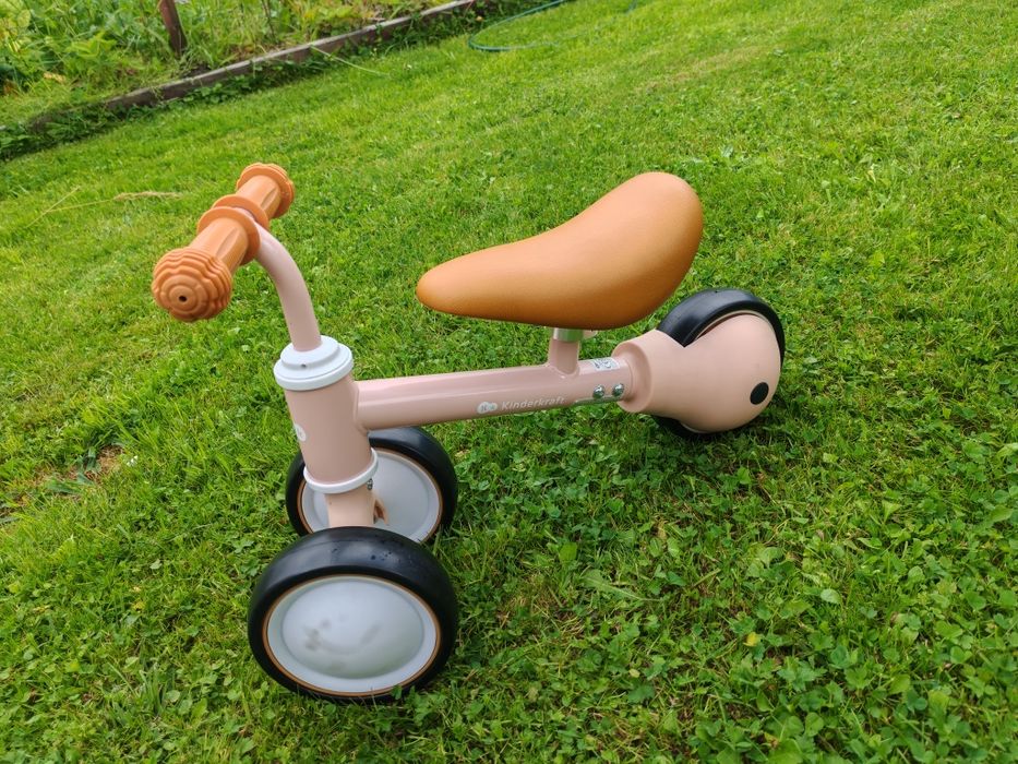 Rowerek biegowy KinderKraft jak nowy.