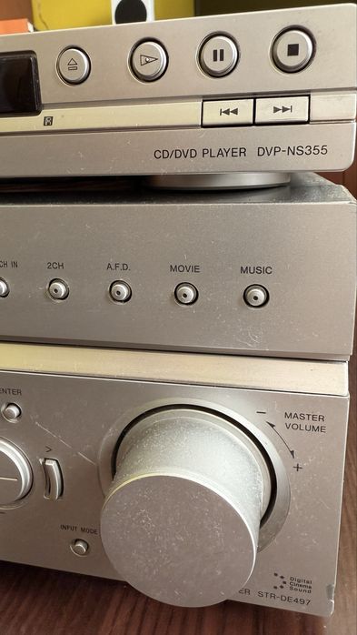 Amplituner i CD SONY